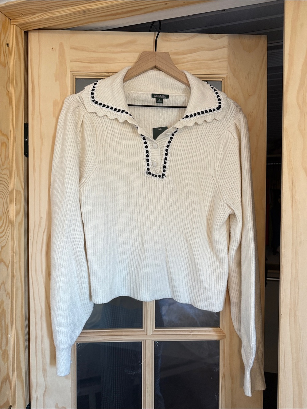 Ribbon Detail Pullover size Medium